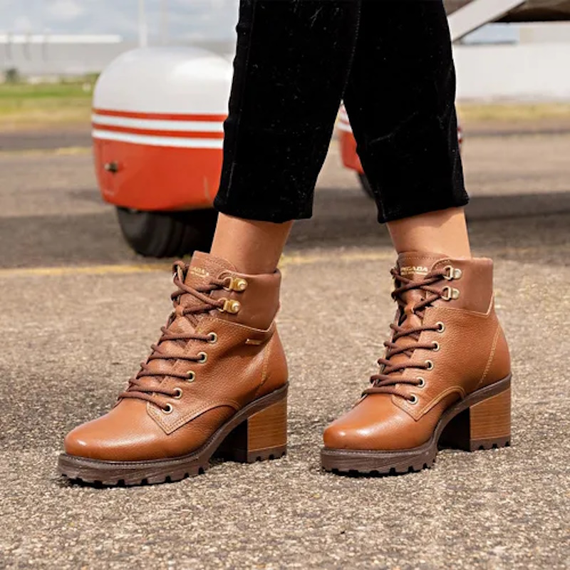 Free html5 bootstrap 4 template